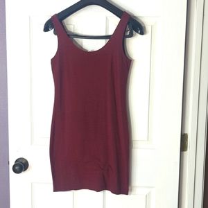 Basic maroon mini dress